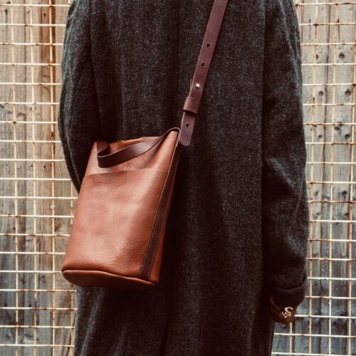 PKirkwood-Beau-Bucket-Dark-Tan-back-model-AW24