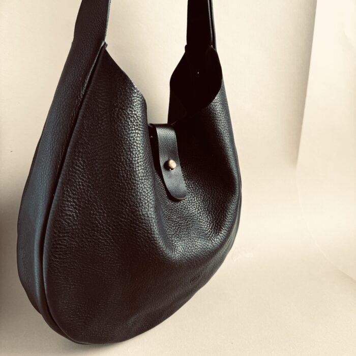 Pkirkwood Cora Bag Black Standing Side Aw24