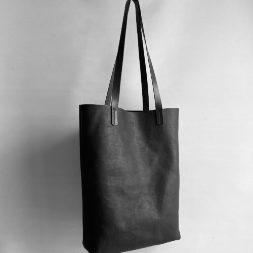 Pkirkwood Slim Tote Bag Veg Tan Blk Side 2022