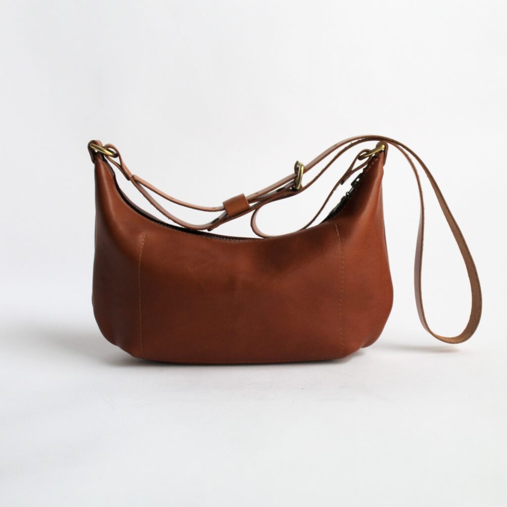 Luxury leather Sol Sling Bag